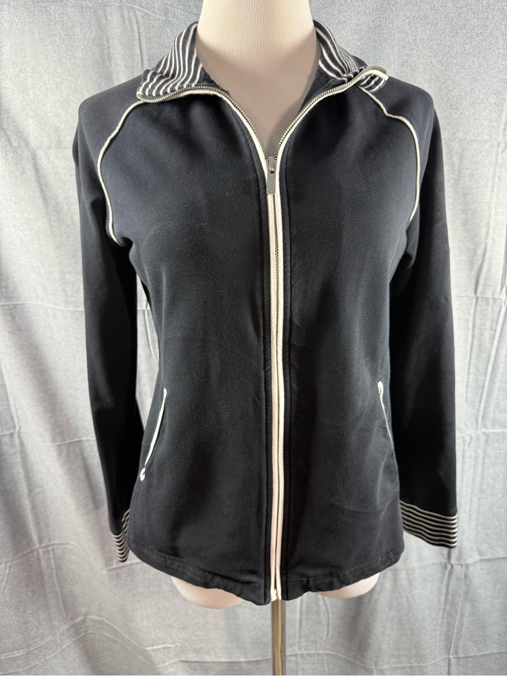 2016-Jones New York Black Bomber Jacket with White Trim